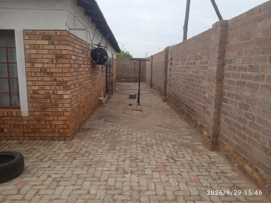 10 Bedroom Property for Sale in Ellaton North West